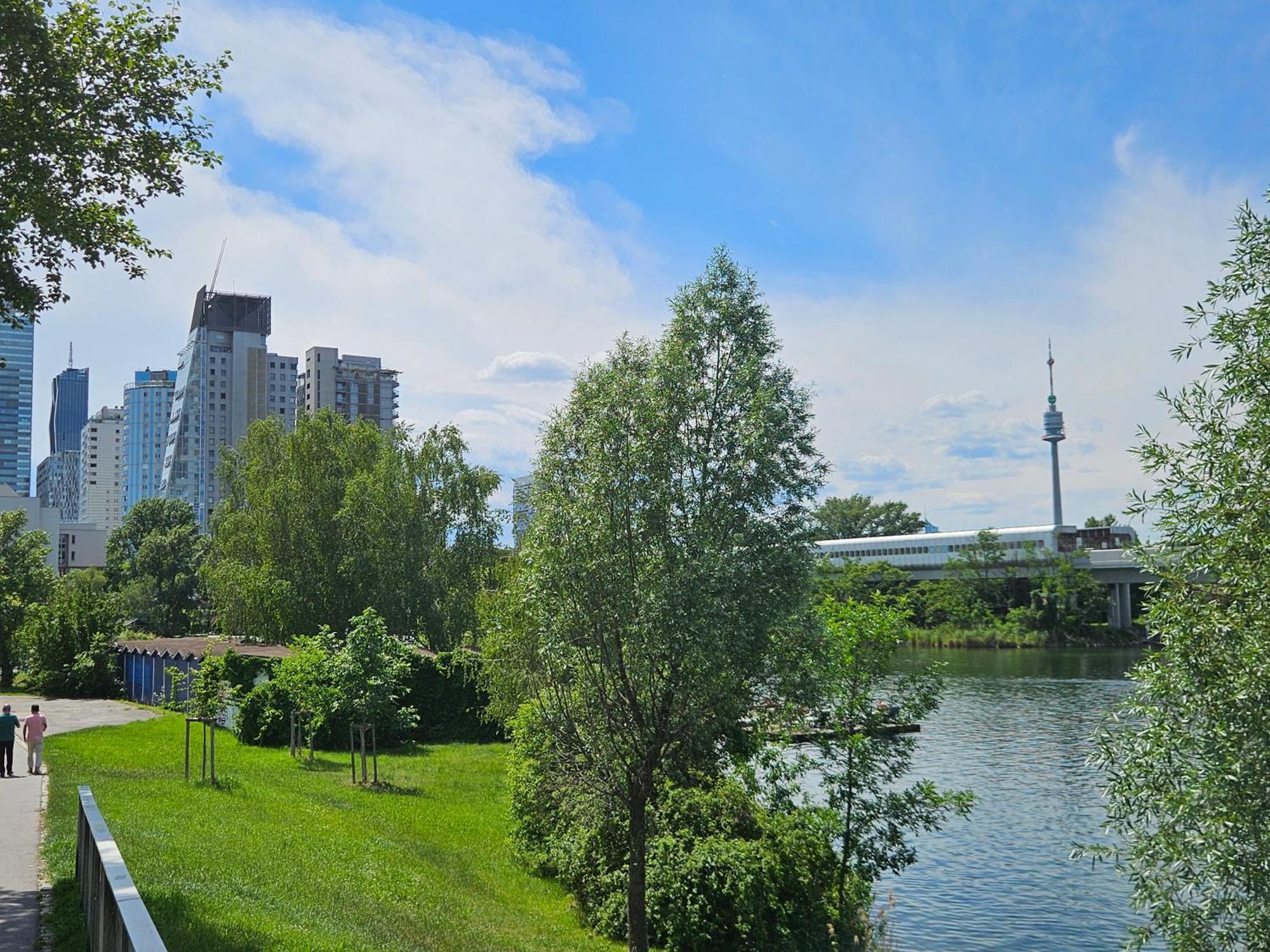 Yuki'S Place - Un-Vic, Danube Beach And Subway Near To Downtown Wien Eksteriør bilde